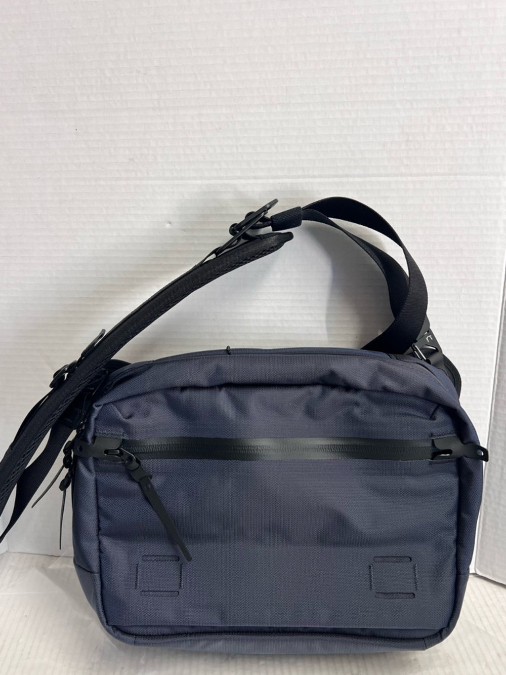 Black Ember Grip Sling Slate Blue 9L